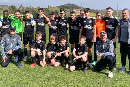 Fußball-Jugendteams kickten an der Costa Brava